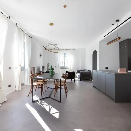 公寓 Sant'ambrogio Bright And Stylish Flat 米兰