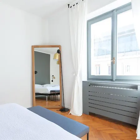 Apartament Sant'ambrogio Bright And Stylish Flat