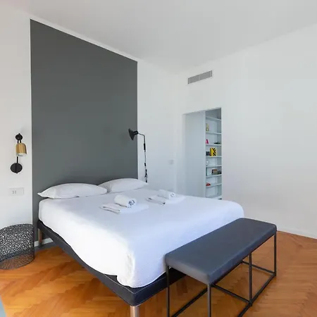 Sant'ambrogio Bright And Stylish Flat Apartament