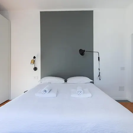 Apartament Sant'ambrogio Bright And Stylish Flat