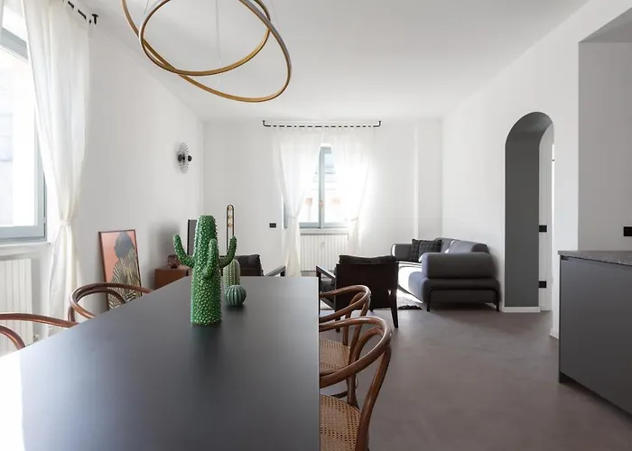 Sant'ambrogio Bright And Stylish Flat Apartament